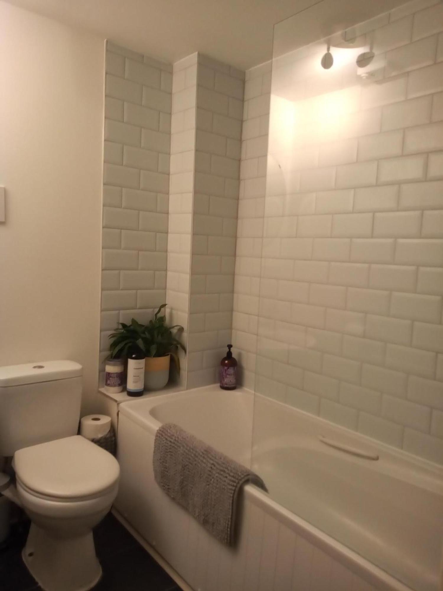 The Eaves, Glastonbury High Street 2 Bed 2 Bathroom Apartment Exterior foto
